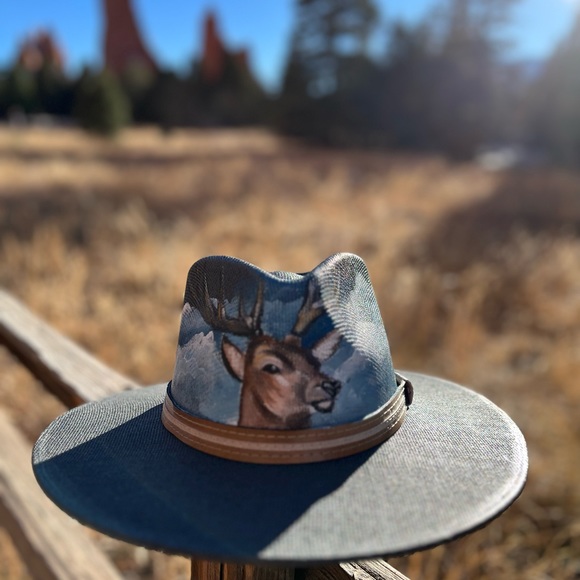 One-of-a-kind hand painted hat of Buck - Picture 2 of 3